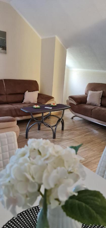 Apartman Nina2 リサン エクステリア 写真