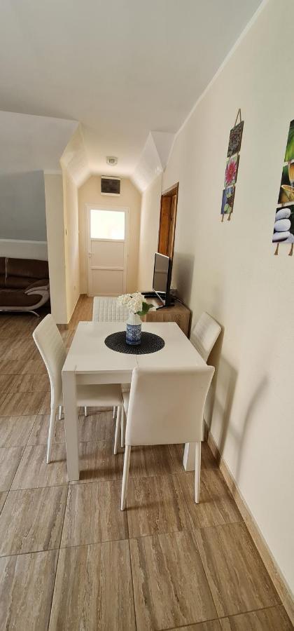 Apartman Nina2 リサン エクステリア 写真