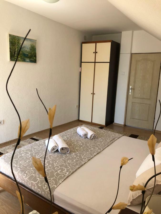 Apartman Nina2 リサン エクステリア 写真