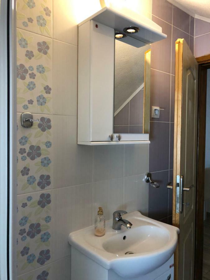 Apartman Nina2 リサン エクステリア 写真