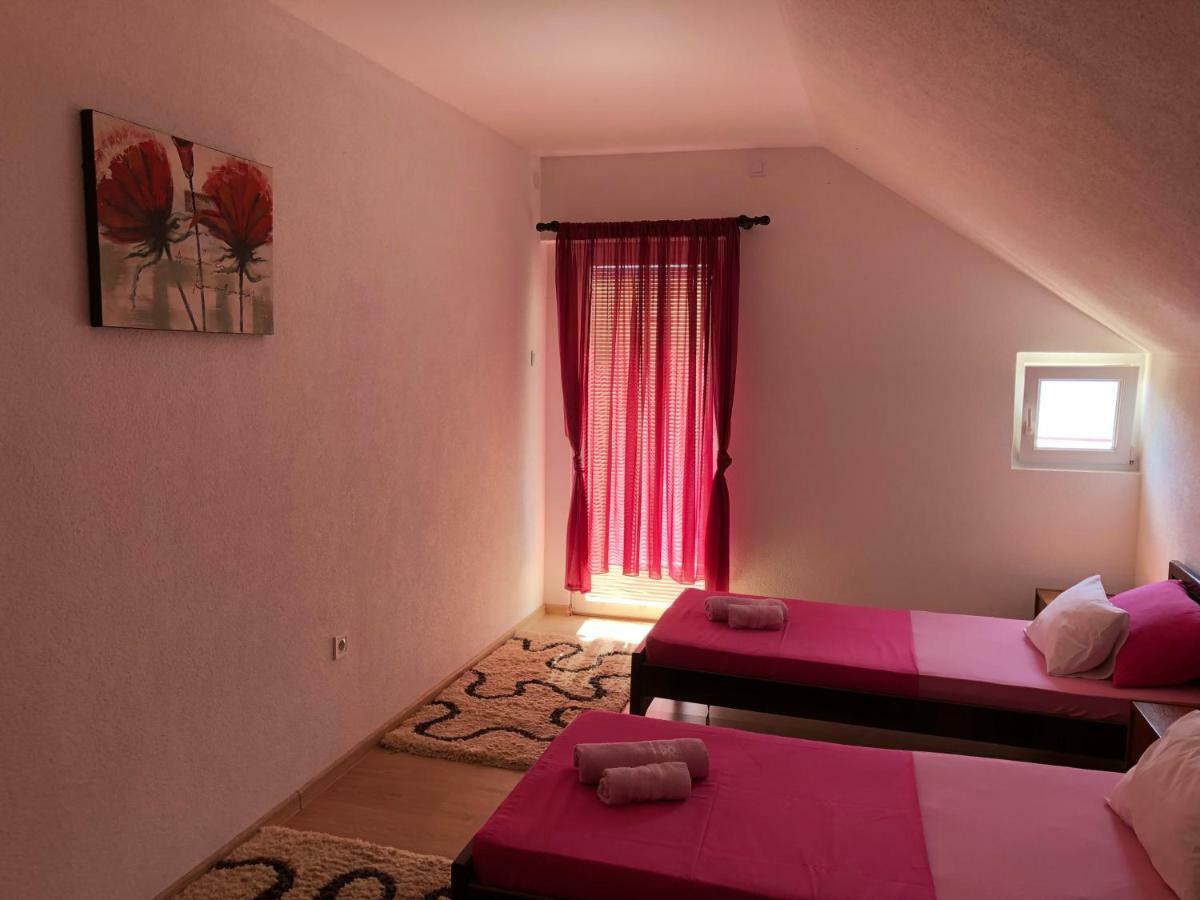 Apartman Nina2 リサン エクステリア 写真
